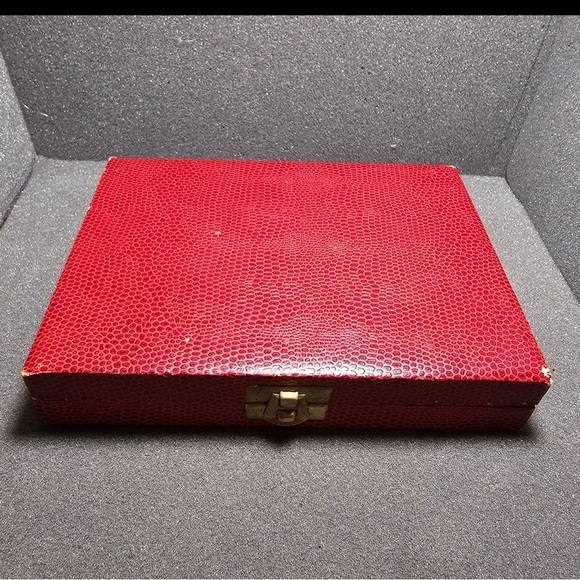 Vintage Madonna Di Potisano 200 Year Anniversary Silver Tone Medal With Display - Picture 6 of 6